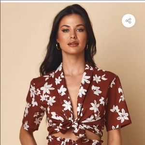 Montce top bnwt chocolate floral